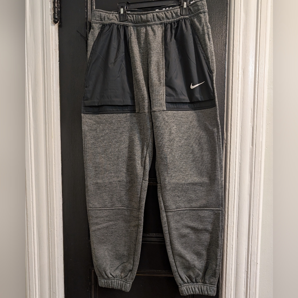 Nike Joggers Sweatpants Therma Fit Gray BNWT Men's